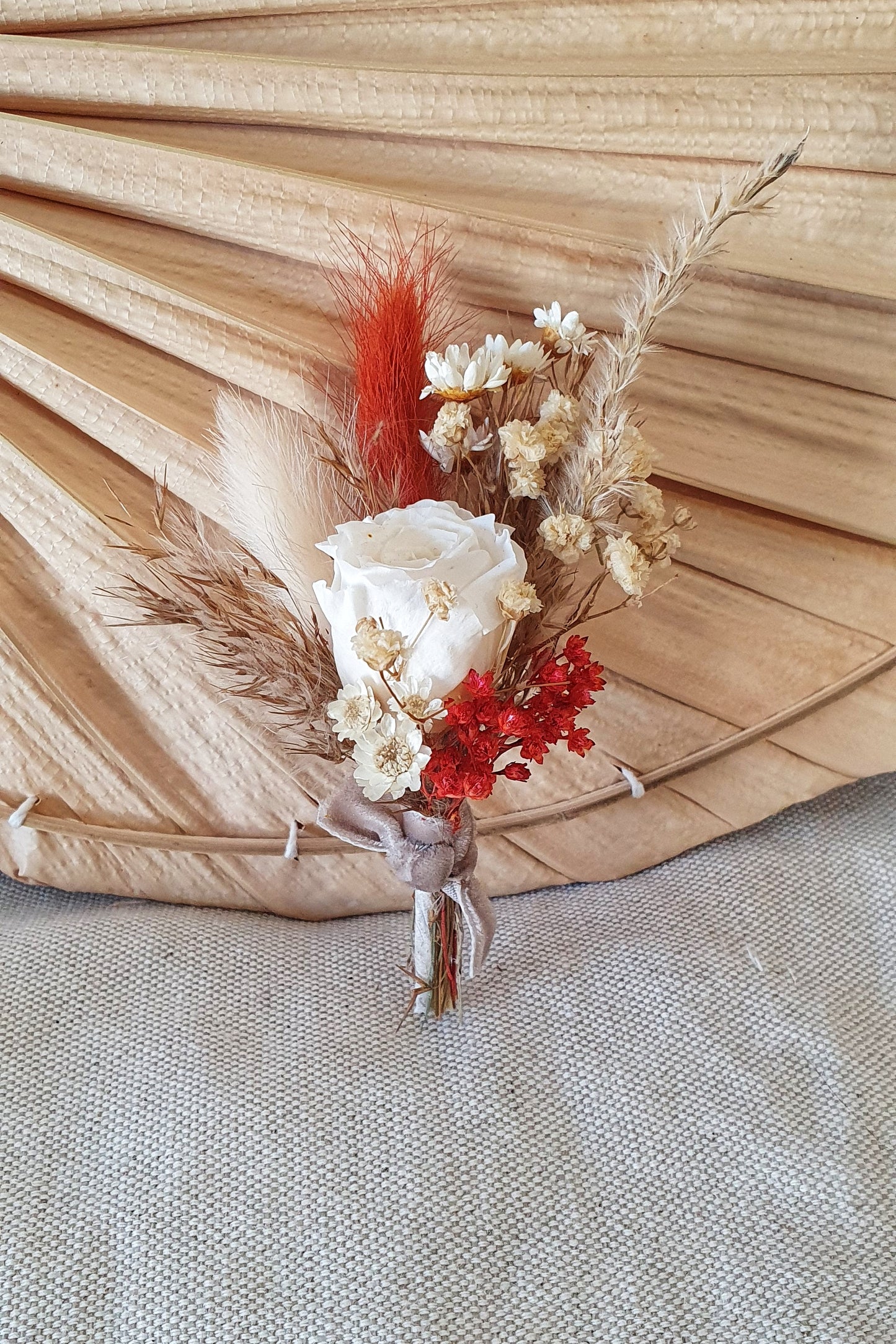 Boutonnière fleuri terracotta