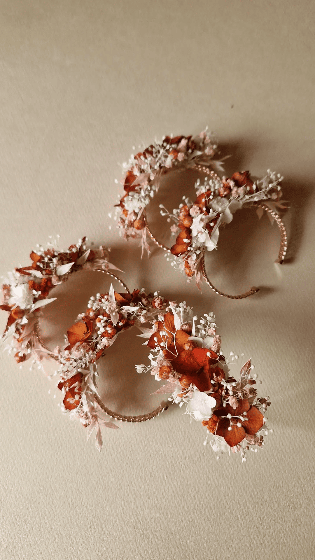 Bracelet jonc fleuri personnalisable